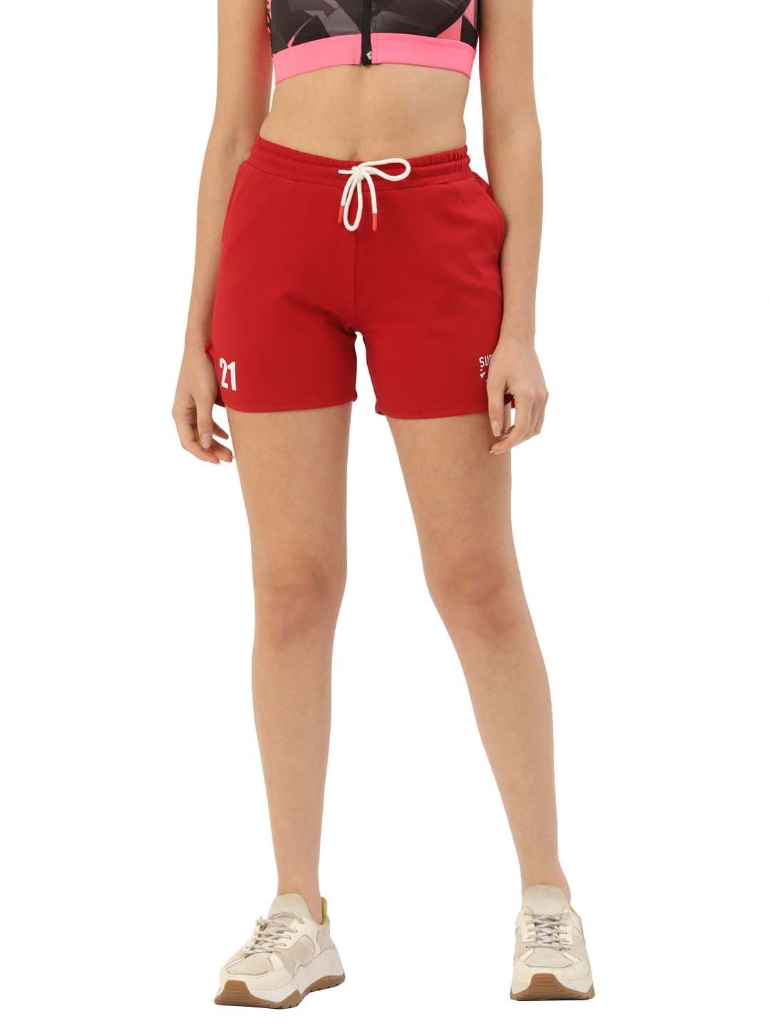 

AMSWAN Women Printed Regular Fit Low-Rise Shorts, Red