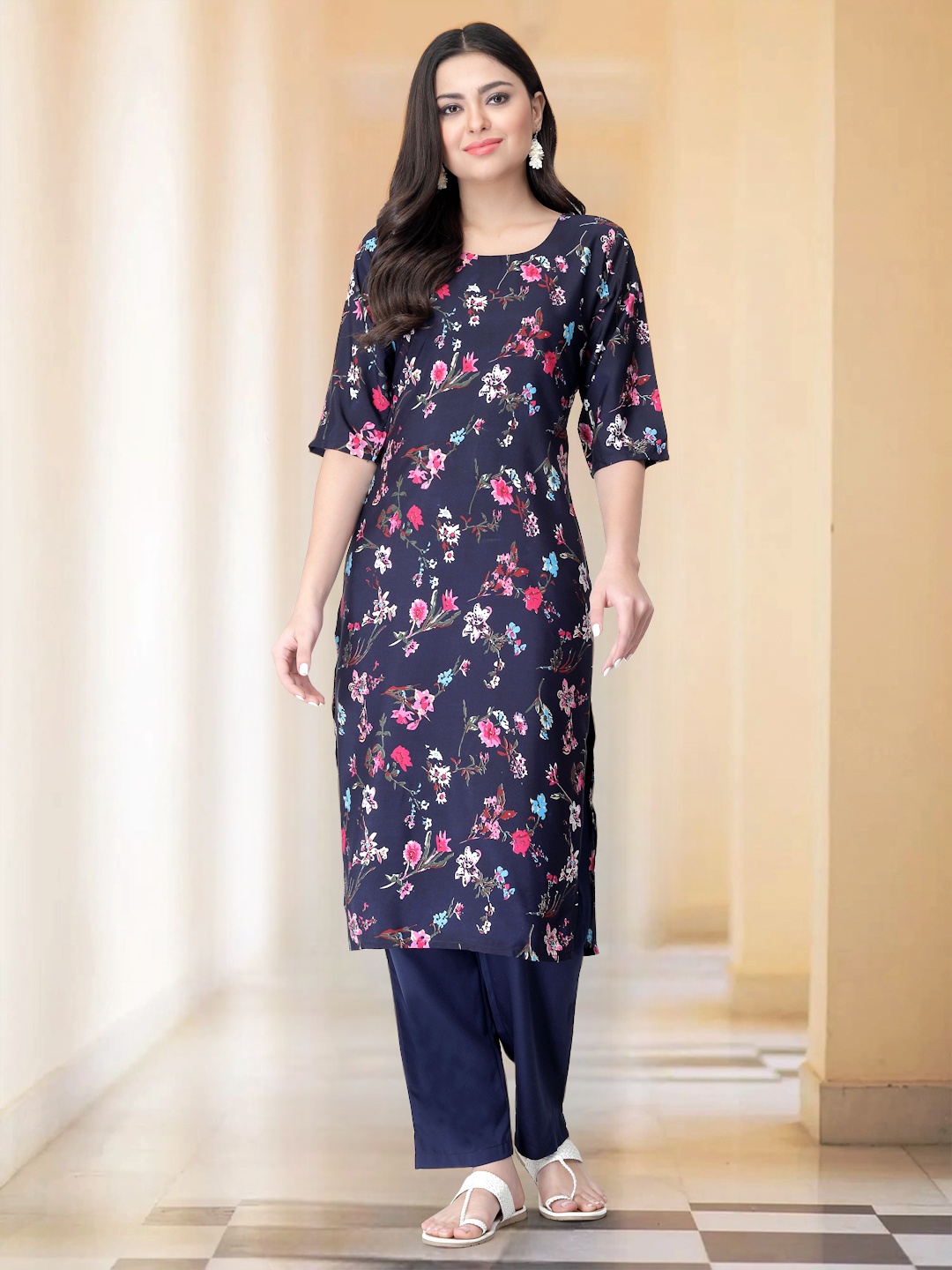 

7Threads Selection Of 2 Floral Printed Round Neck Straight Kurtas With Trousers, Navy blue