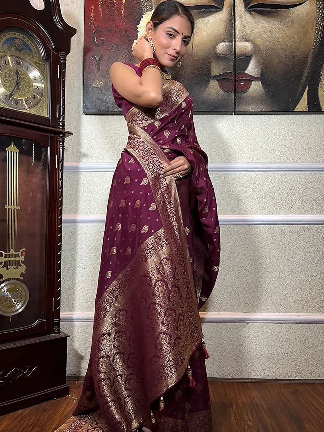 

bigben textile Woven Design Banarasi Saree, Purple