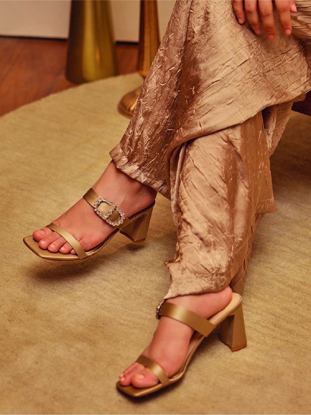 

CAI Women Embellished Buckle Gold Heel