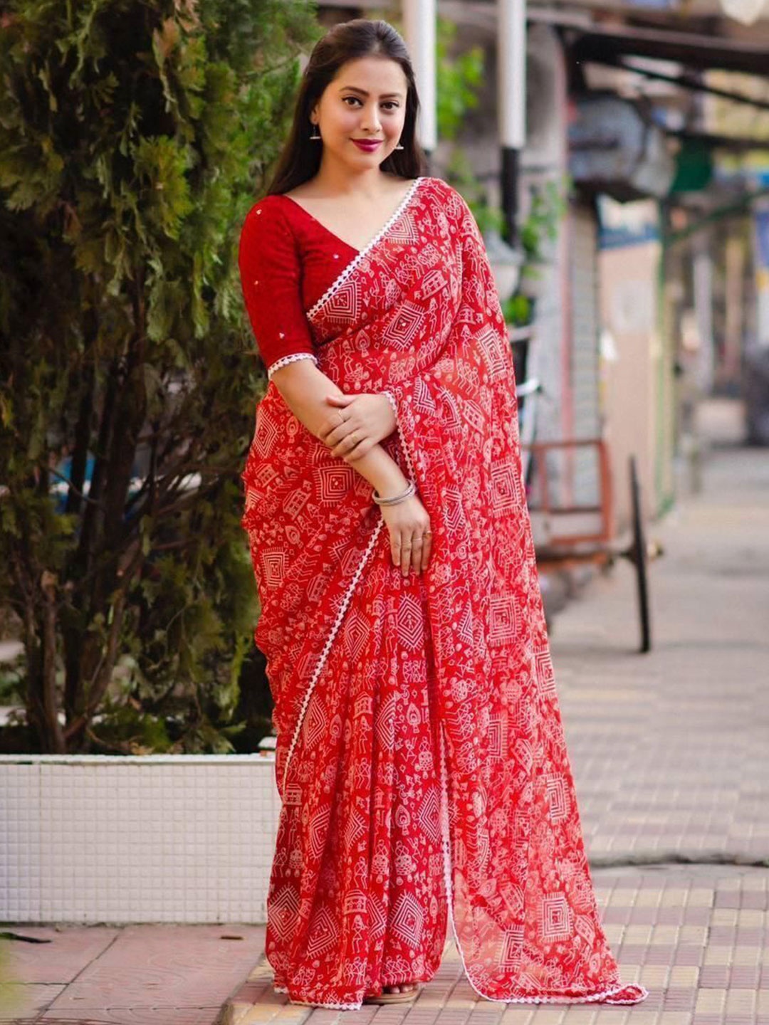 

Upalksh Printed Jamdani Saree, Red