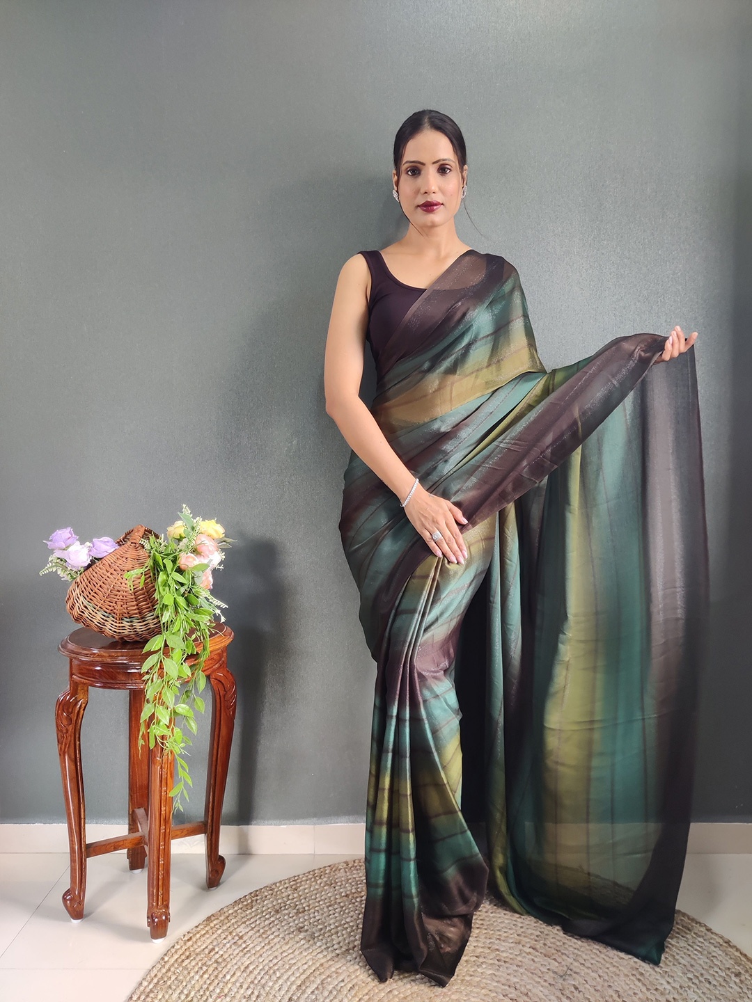 

Upalksh Ombre Pure Silk Saree, Green
