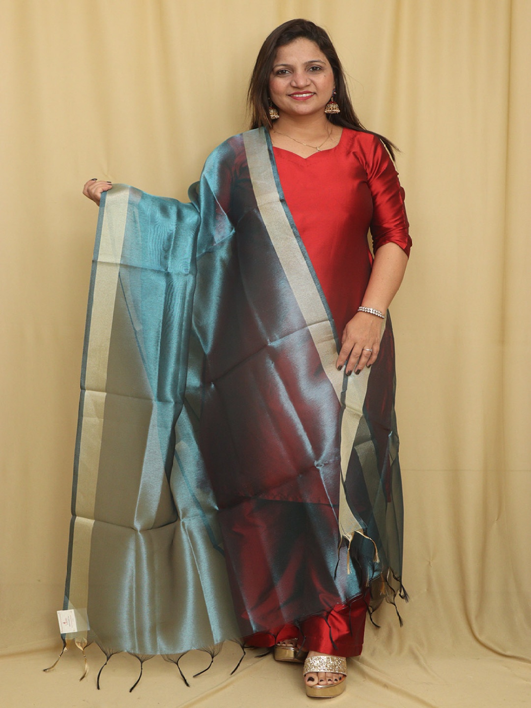 

Luxurionworld Lightweight Zari Banarasi Tissue Dupatta, Blue