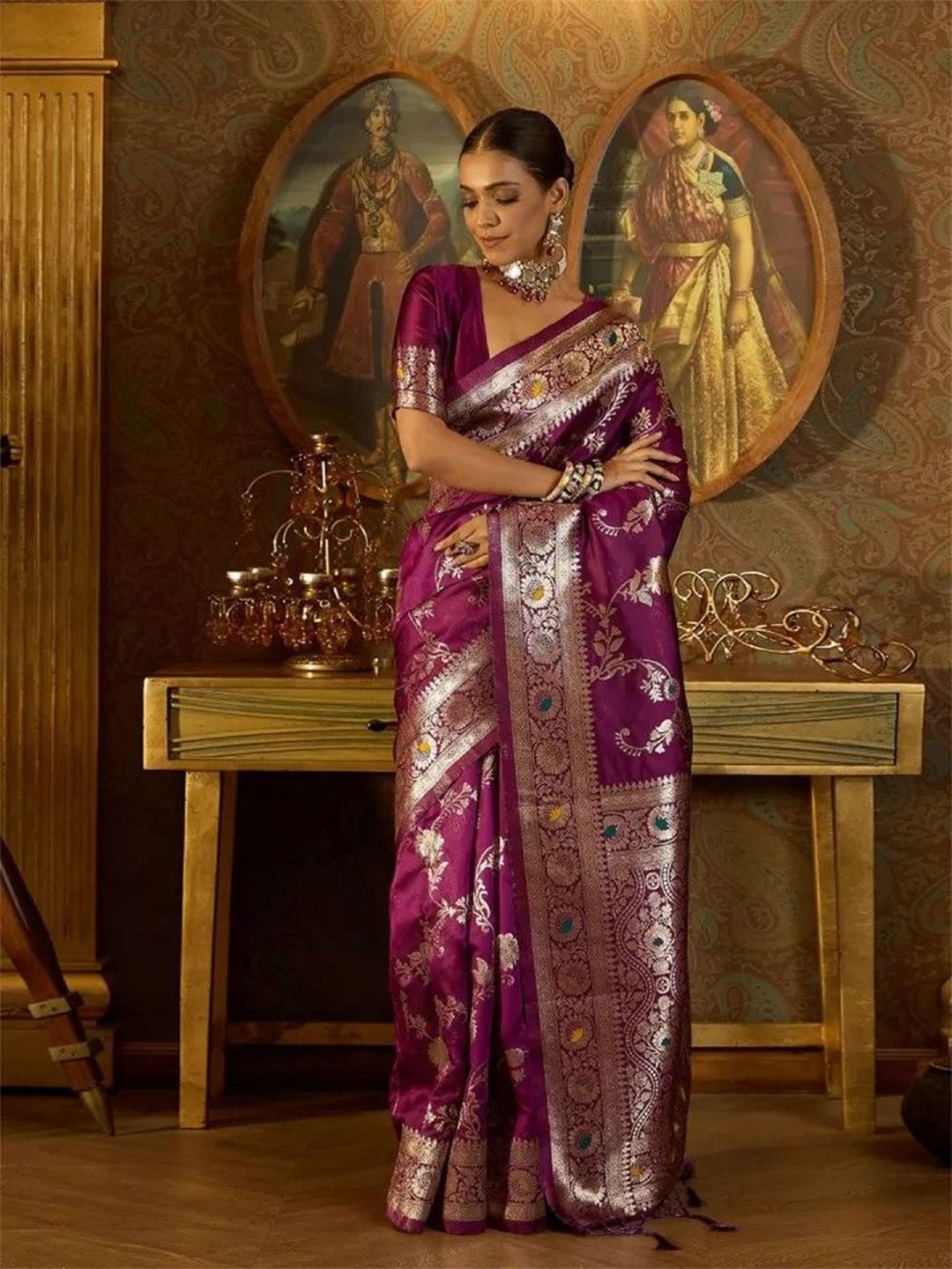 

ZIKARAA Woven Design Zari Pure Silk Saree, Purple