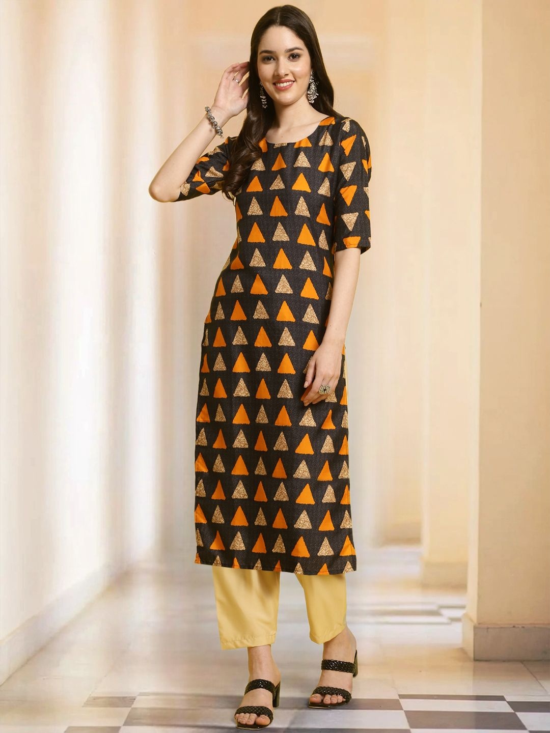 

7Threads Selection Of 2 Geometric Printed Round Neck Straight Kurtas With Trousers, Black