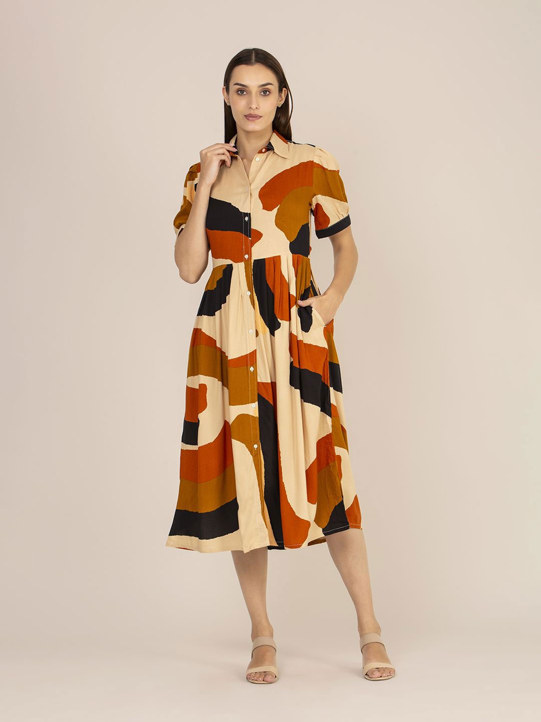 

AMSWAN Women Printed Fit & Flare Midi Dress, Brown