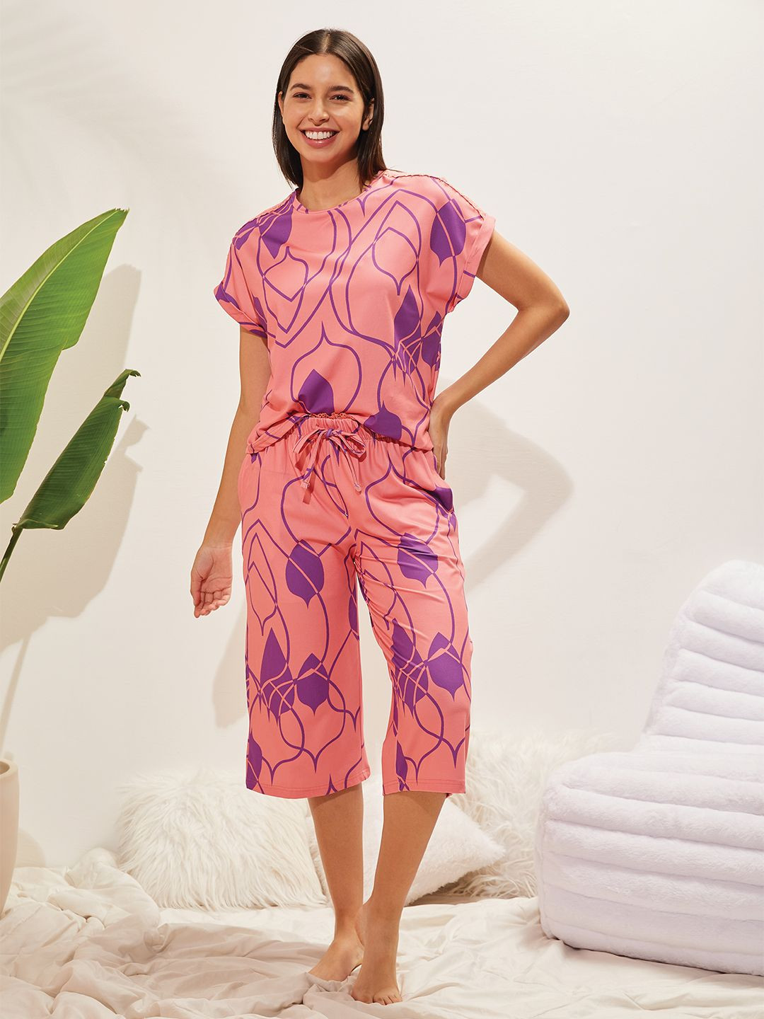 

Sweet Dreams Women Printed Night suit, Peach