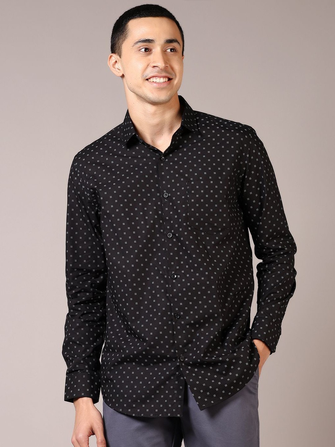 

V-Mart Men Spread Collar Micro Ditsy Printed Cotton Formal Shirt, Black
