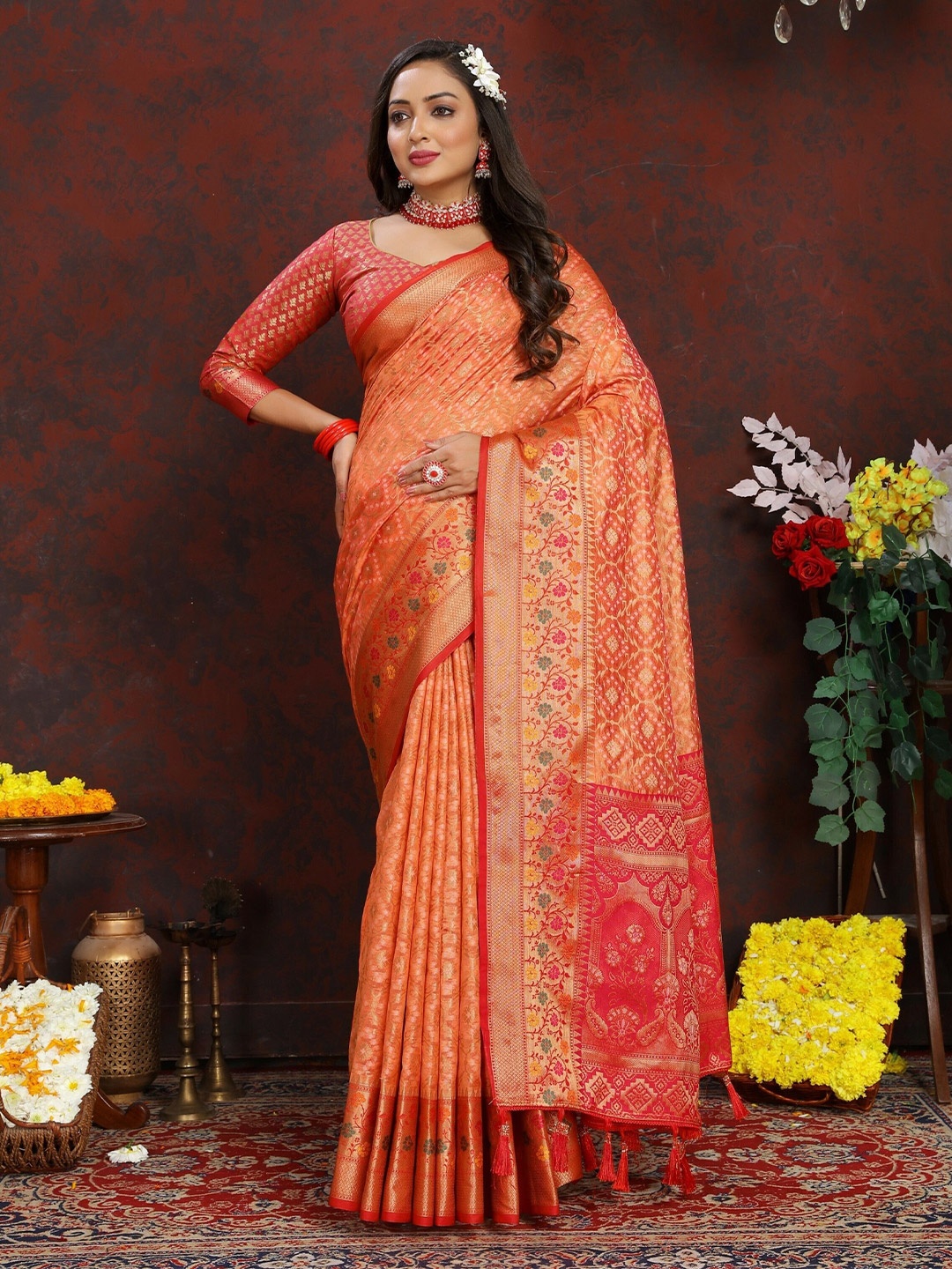 

Upalksh Woven Design Zari Banarasi Saree, Orange