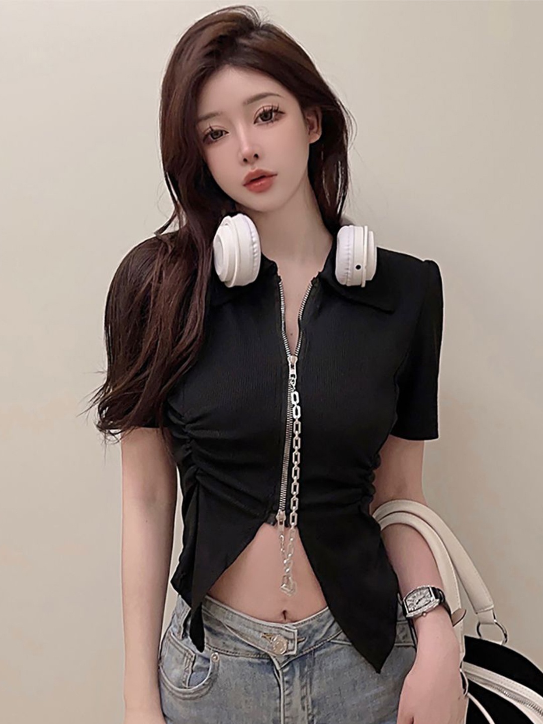 

StyleCast x Revolte Women Shirt Style Crop Top, Black