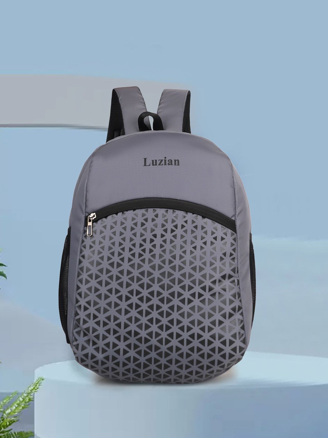 

Luzian Men Geometric Backpack, Grey