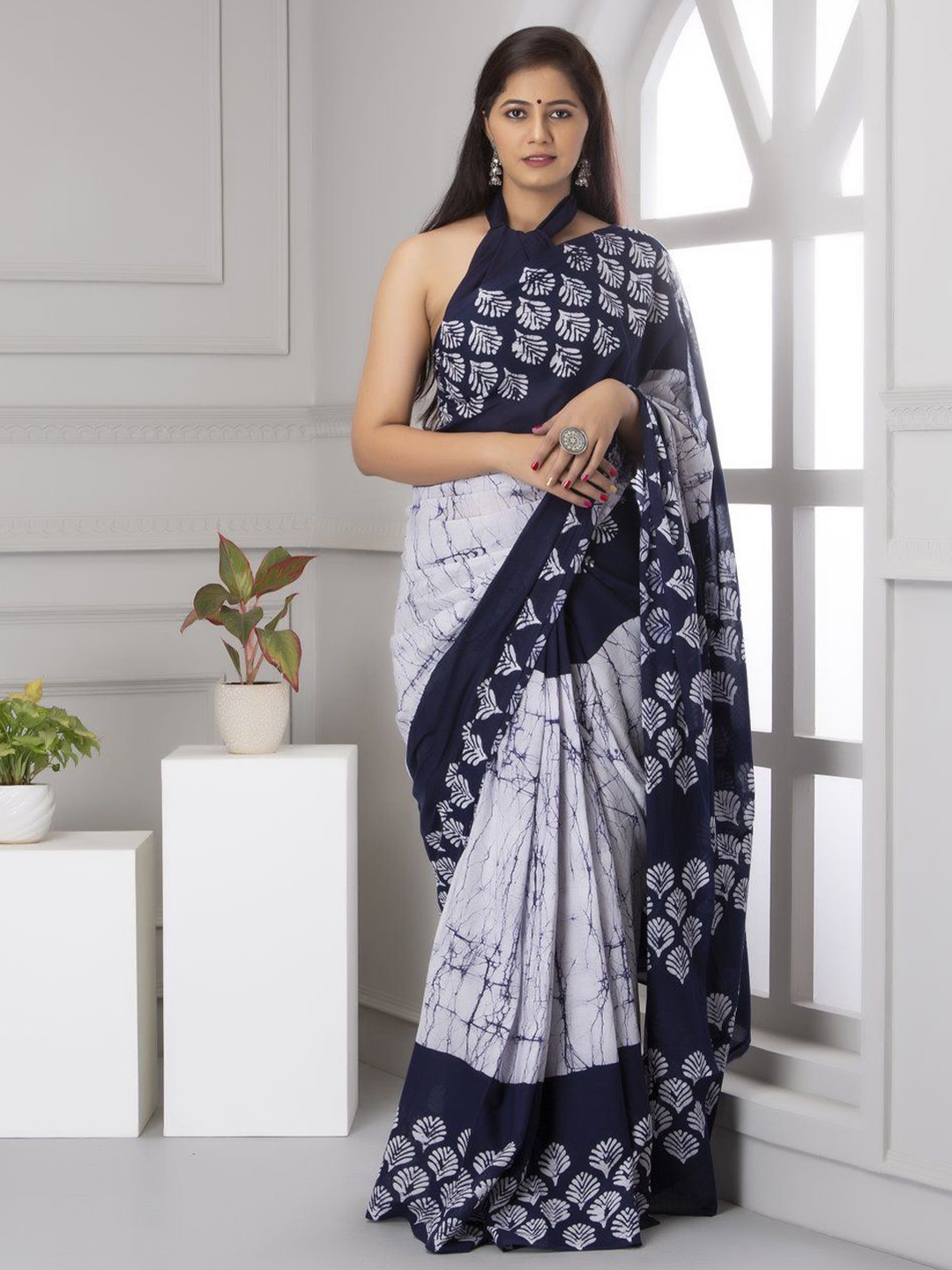

Craft Musium Floral Pure Cotton Bagru Saree, Blue
