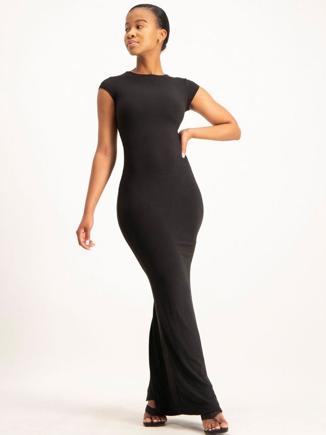 

LULU & SKY Women Round Neck Fit and Flare Dress, Black