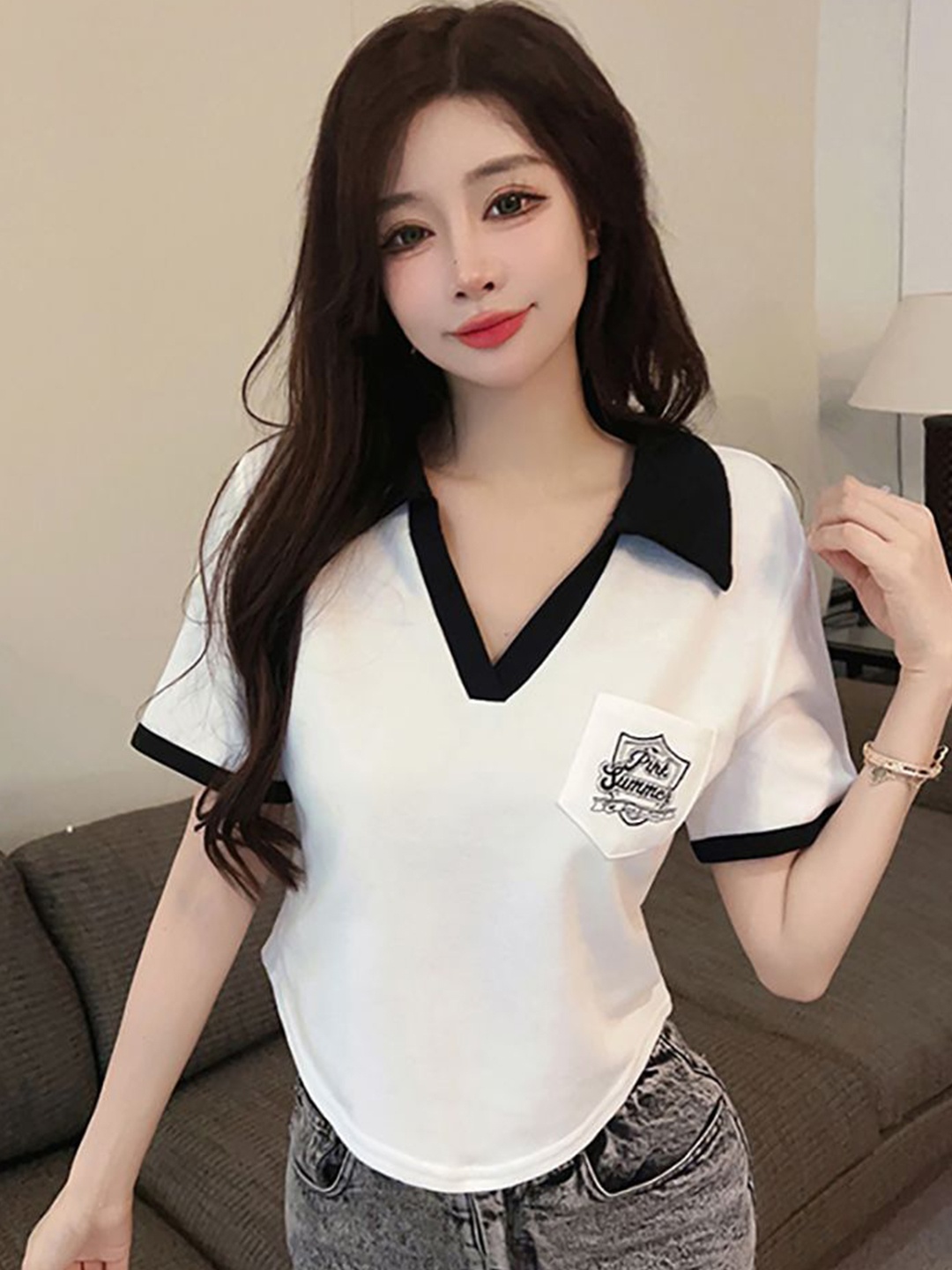 

StyleCast x Revolte Women Shirt Collar Top With Pocket Detailing, White