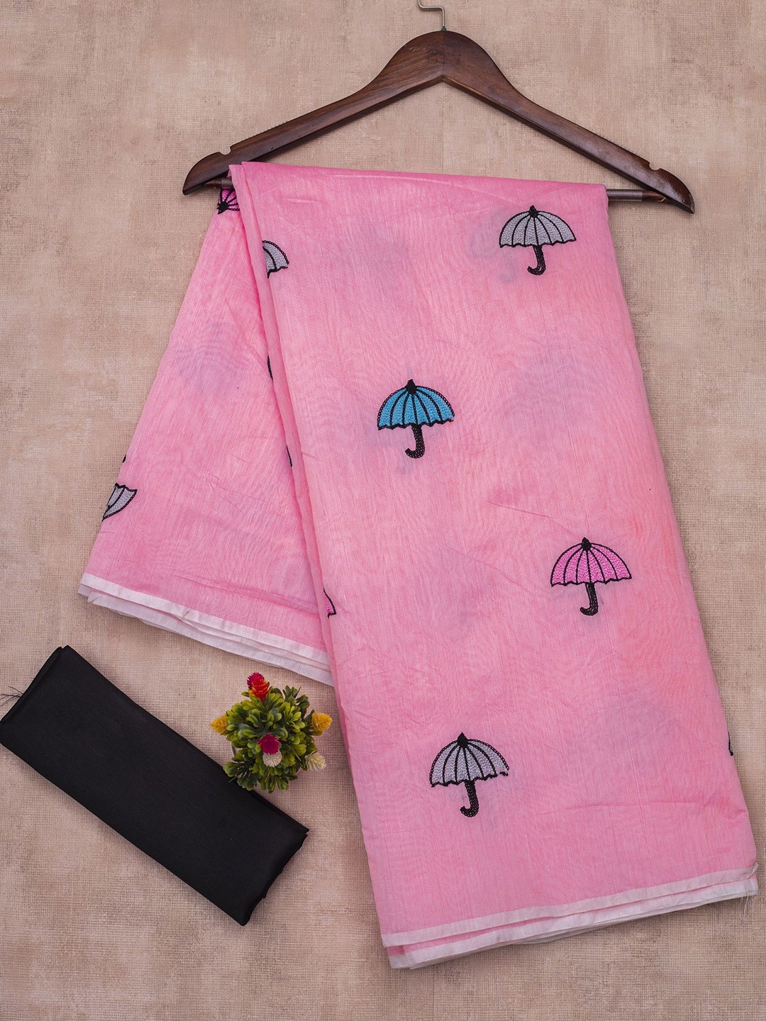 

Aika Women Embellished Saree, Pink