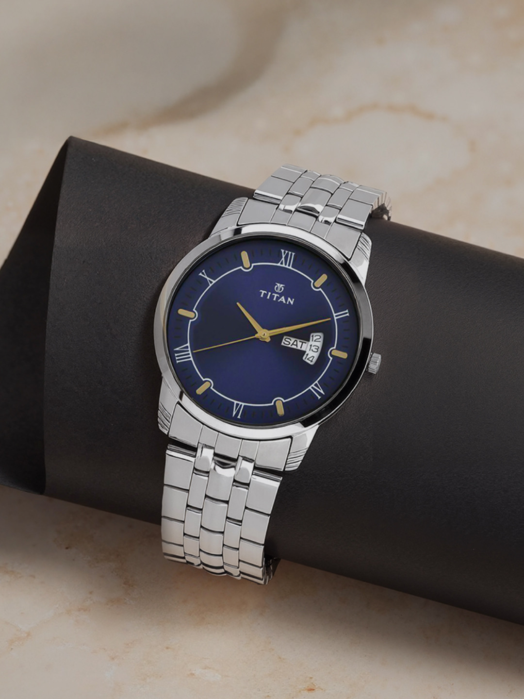 Titan Karishma Quartz Analog With Blue Dial Watch For Men - Nt1774sm01