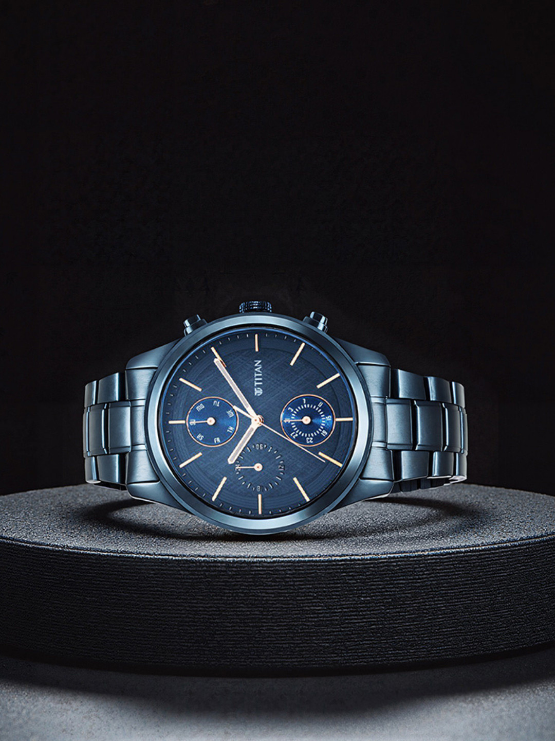 Titan Neo Splash Multifunction Analog With Blue Dial Watch For Men - Nt1805qm01