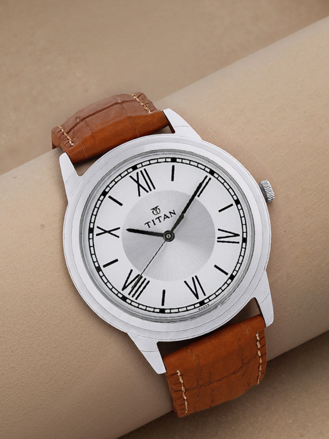 Titan Karishma Quartz Analog With Silver Dial Watch For Men - Nn1735sl01