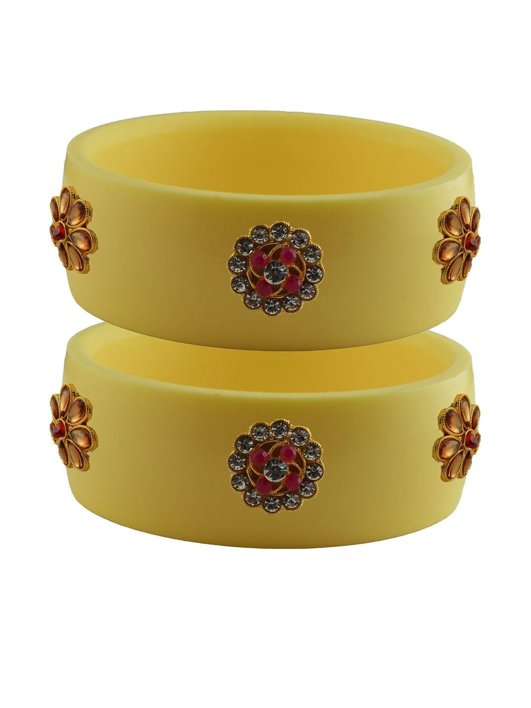 

Vidhya Kangan Women Beige Bangle