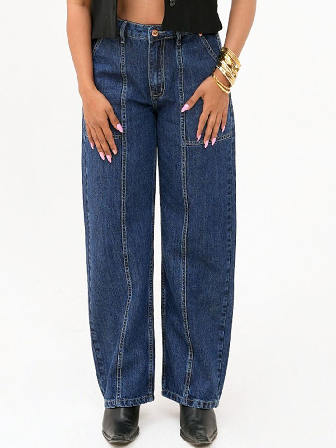 FREYAA Women Straight Fit Mid-Rise Light Fade Jeans