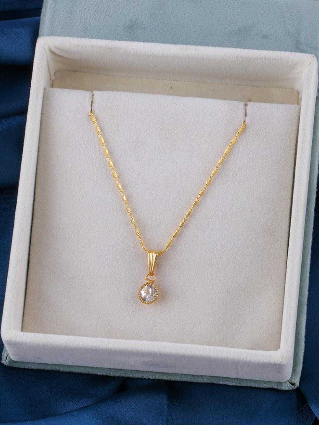 Women Gold Plated Chian With Pendant