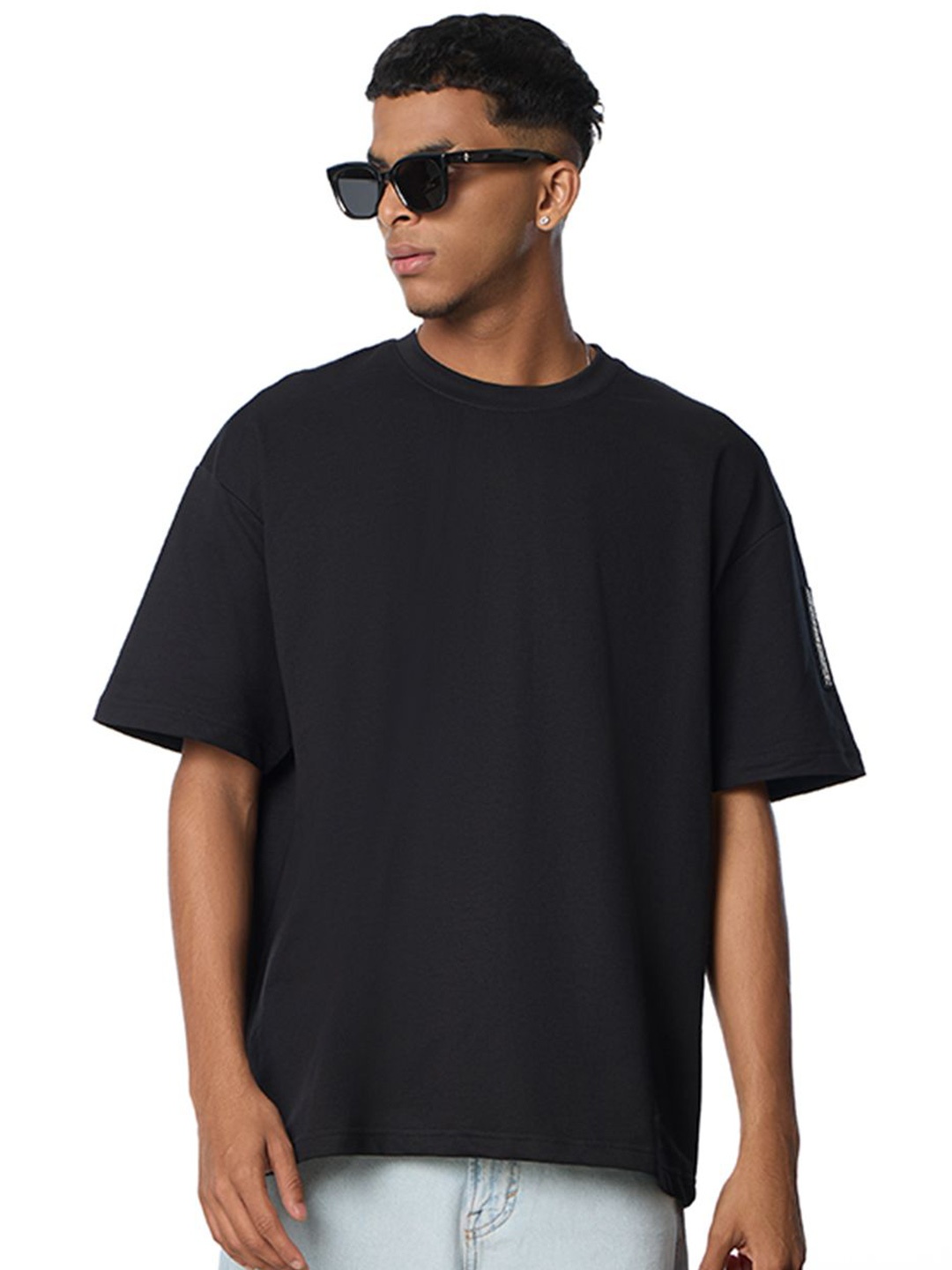 

Urban Monkey Unisex Pockets T-shirt, Black