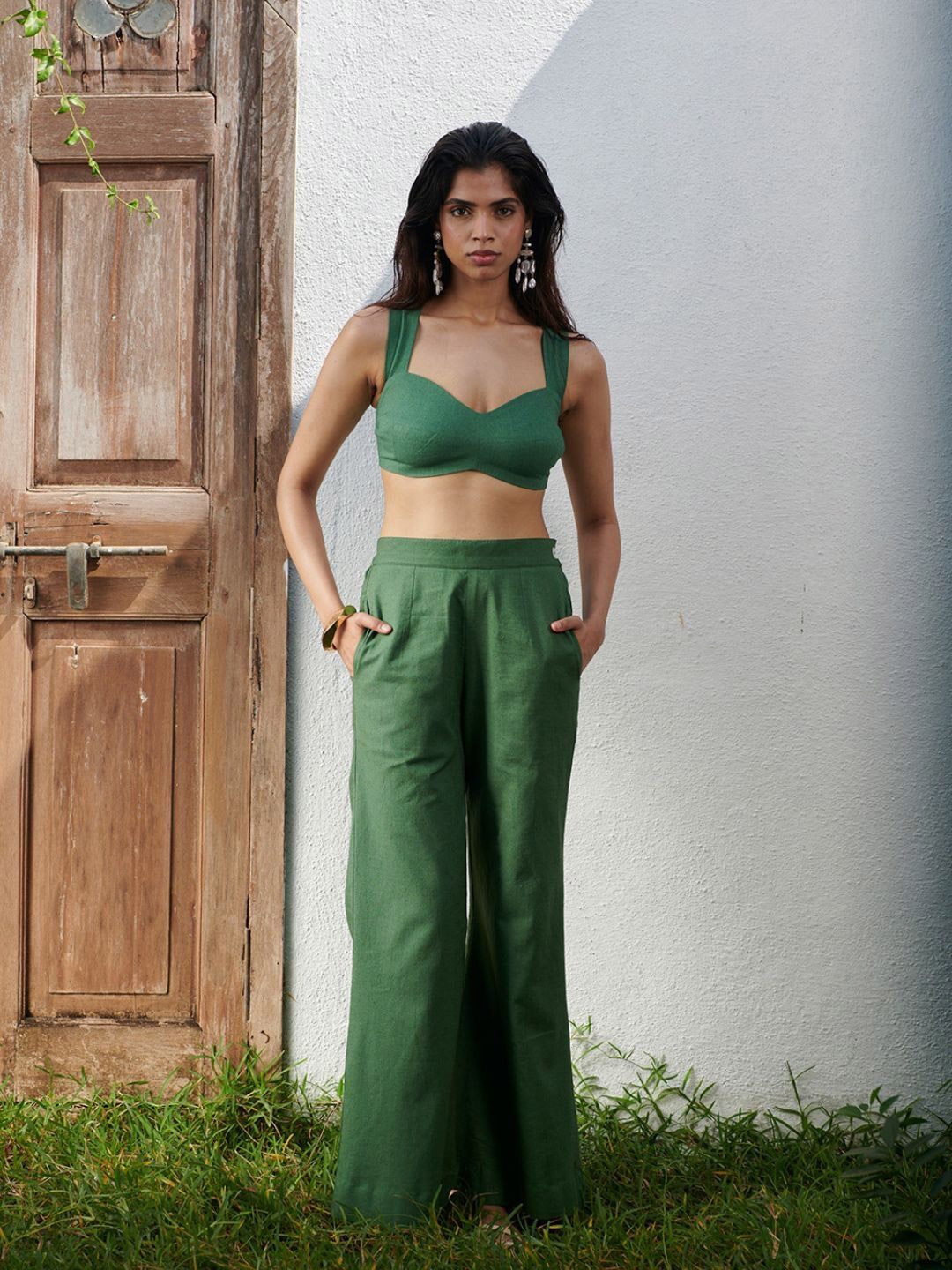 

Saphed V-Neck Sleeveless Sleeve Top With Trouser Co-Ords, Green
