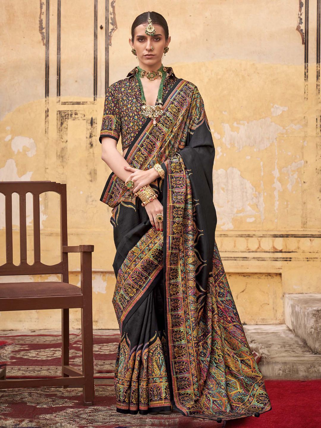 

Anouk Ethnic Motifs Silk Blend Banarasi Saree, Black