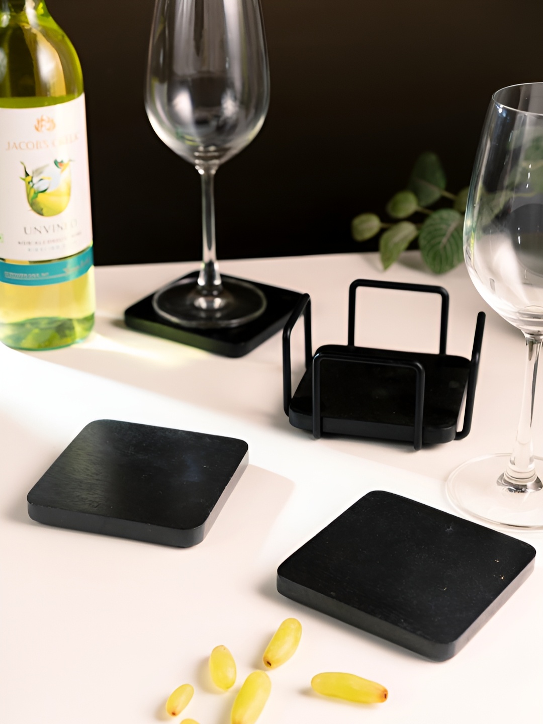 

The Pitara Project Set Of 4 Black With Stand Square Wooden Coasters