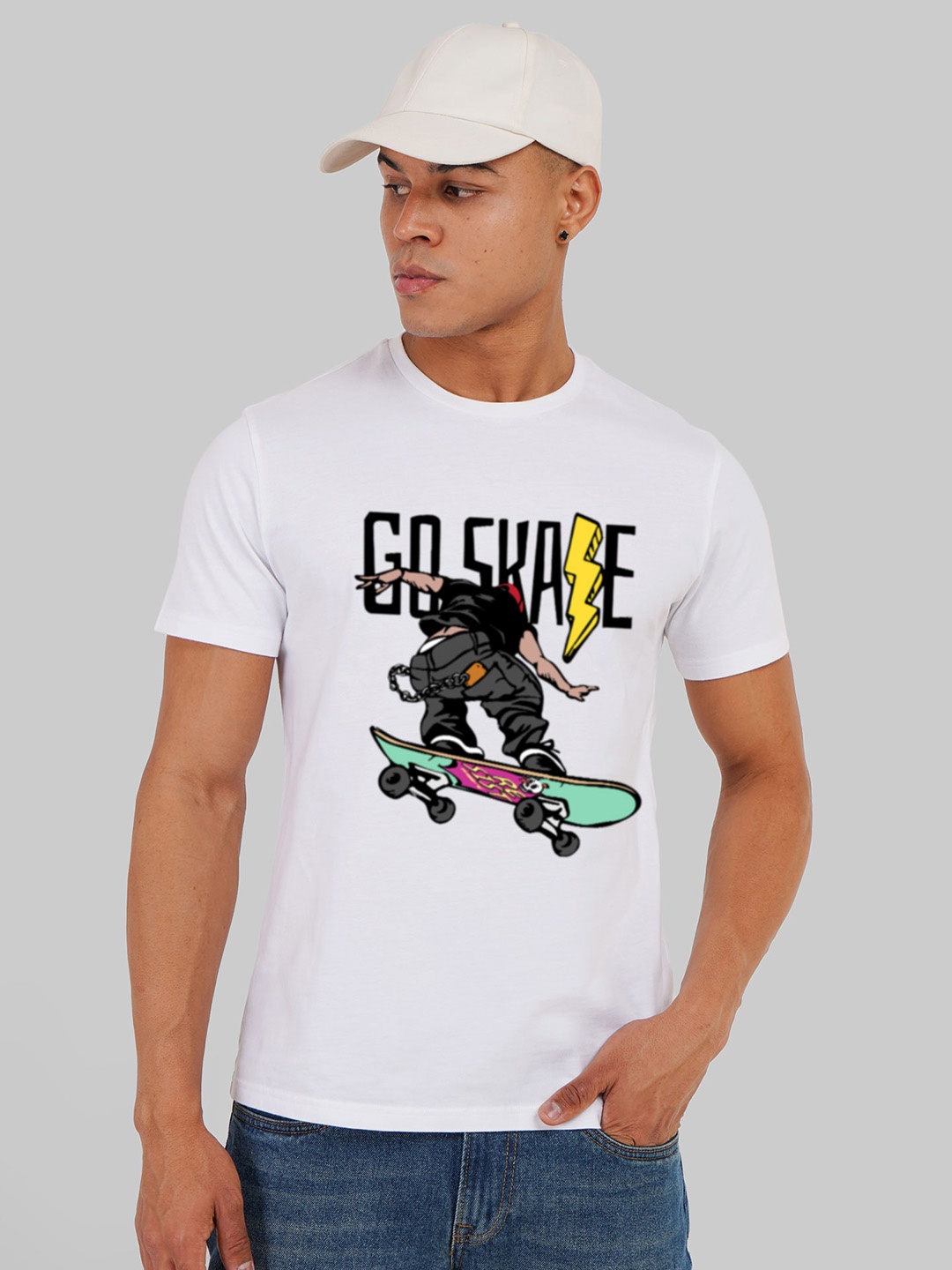 

Underrated Club Men Printed Bio Finish Applique T-shirt, White