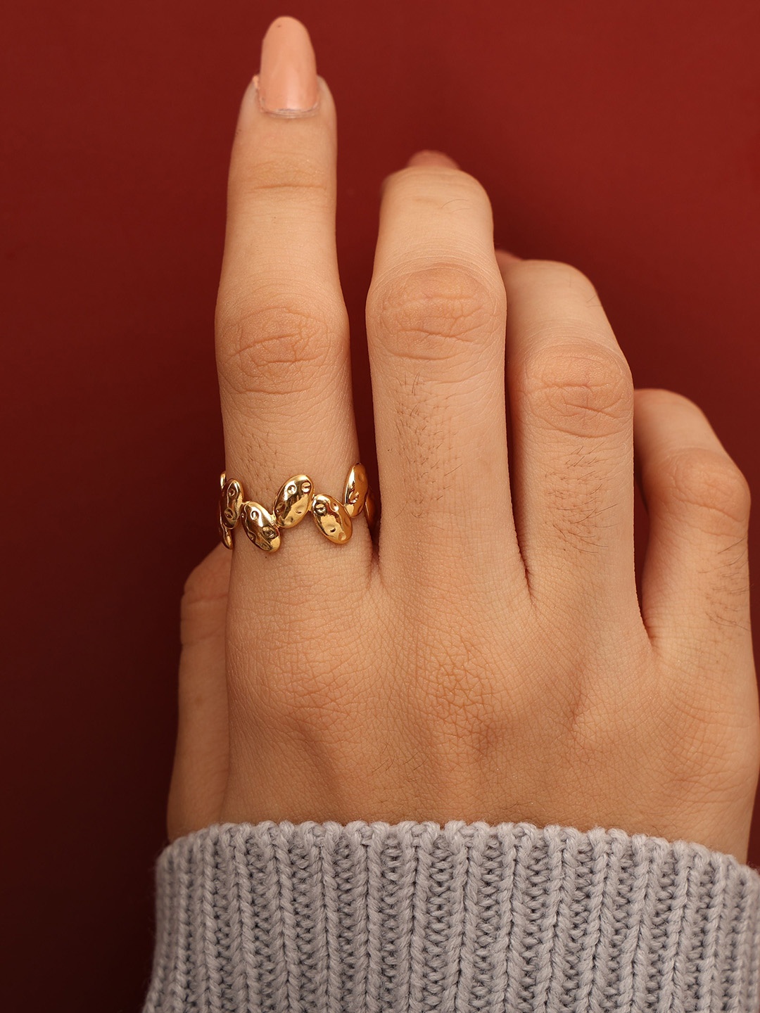 

Laviscart 18K Gold-Plated Adjustable Finger Ring