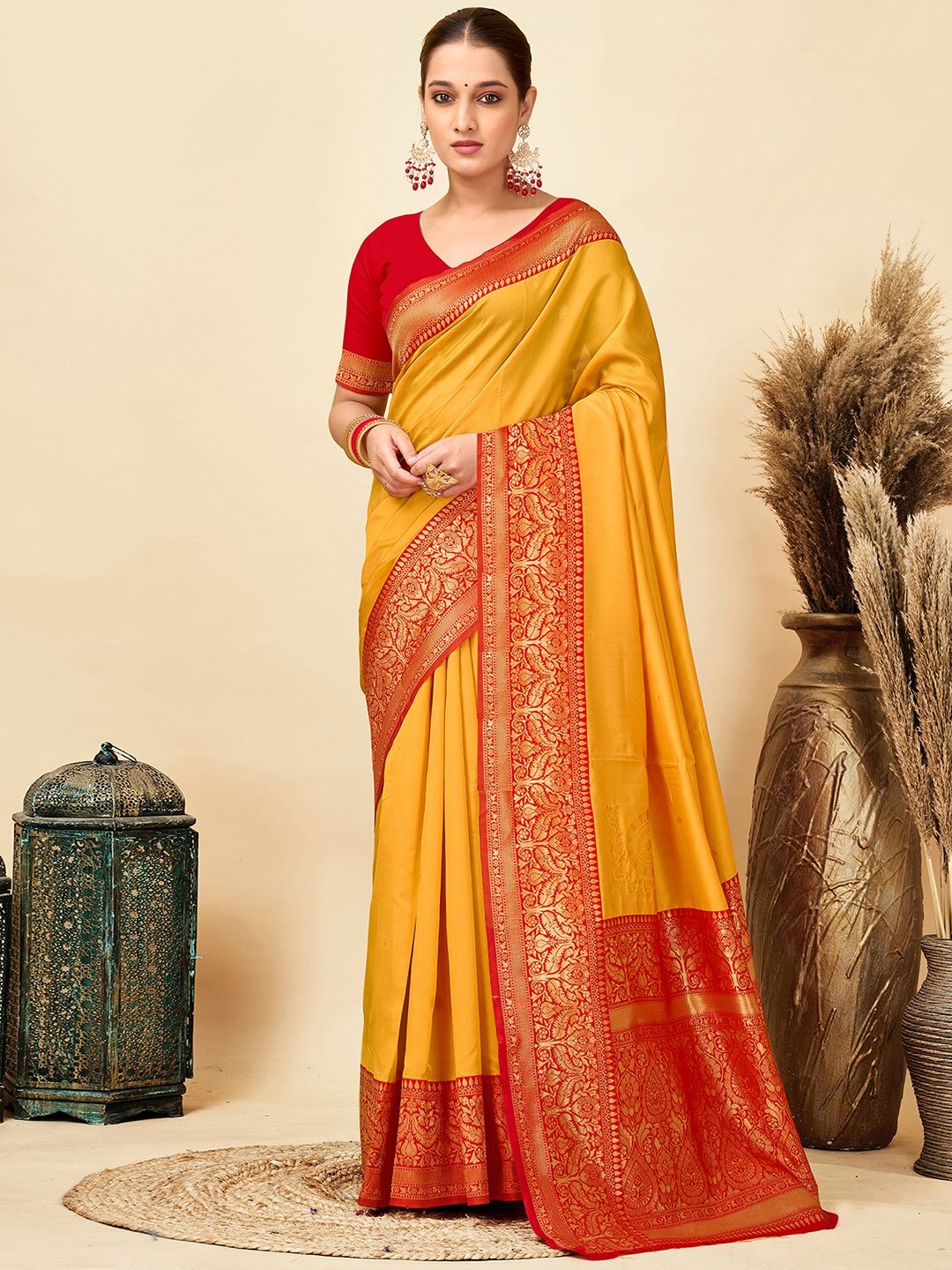 

HERE&NOW Woven Design Zari Silk Blend Banarasi Saree, Yellow