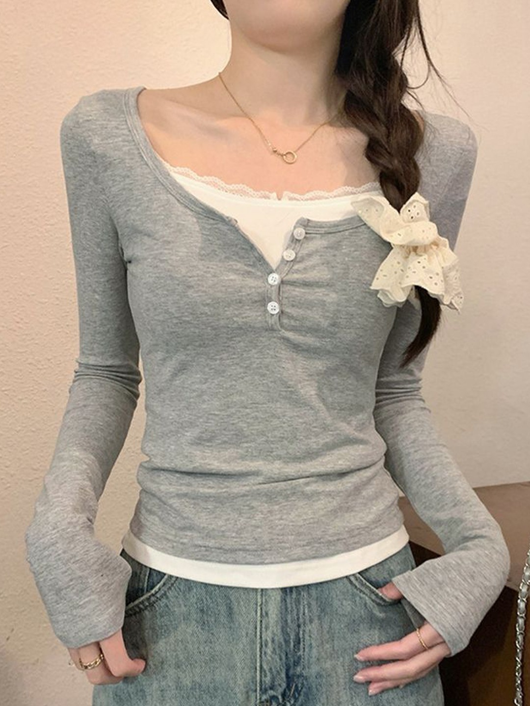 

LULU & SKY Top, Grey