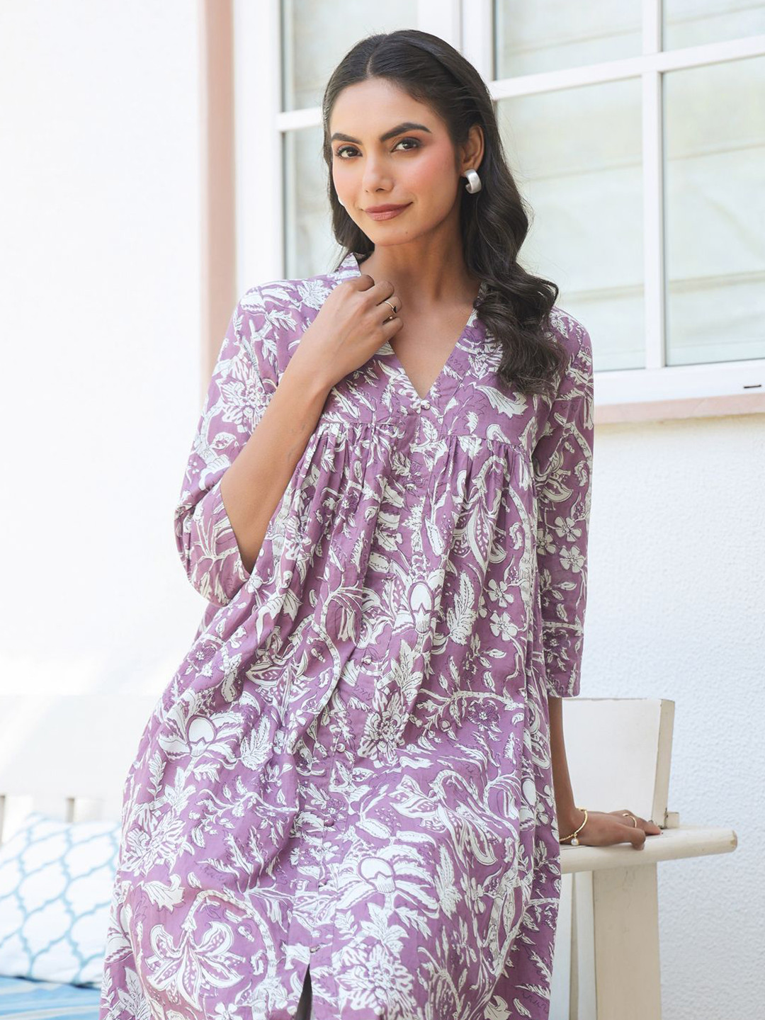 

Janasya Women Purple Pure Cotton Floral Printed Flared Kurta