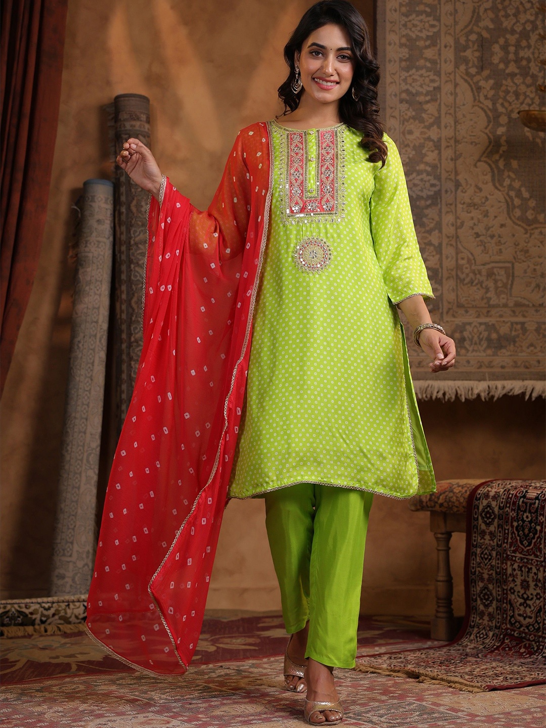 

SCAKHI Bandhani Printed & Embroidered Kurta With Trousers & Dupatta, Lime green