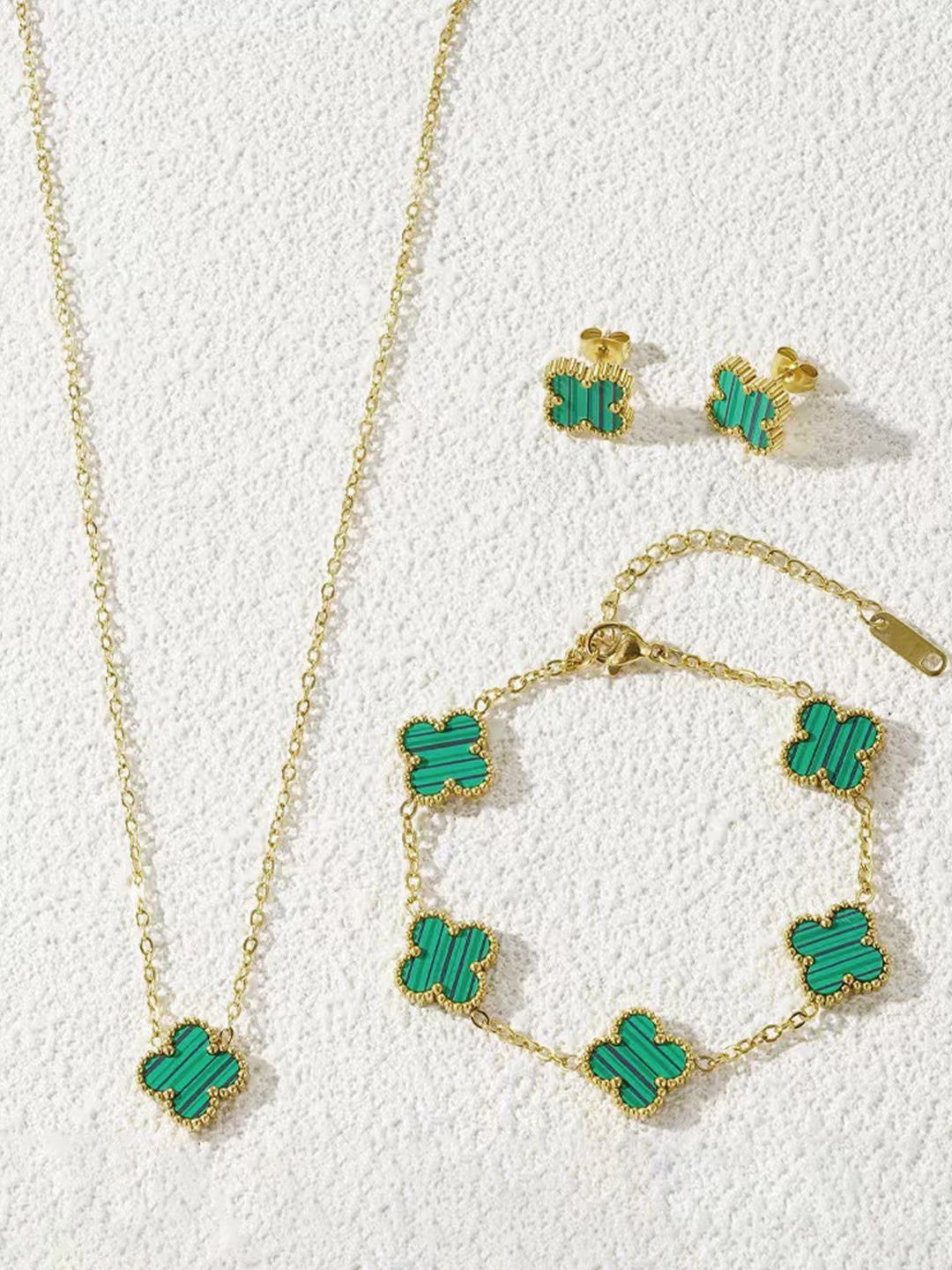 

Jewels Galaxy Gold Plated Stainless Steel Clover Jewellery Set