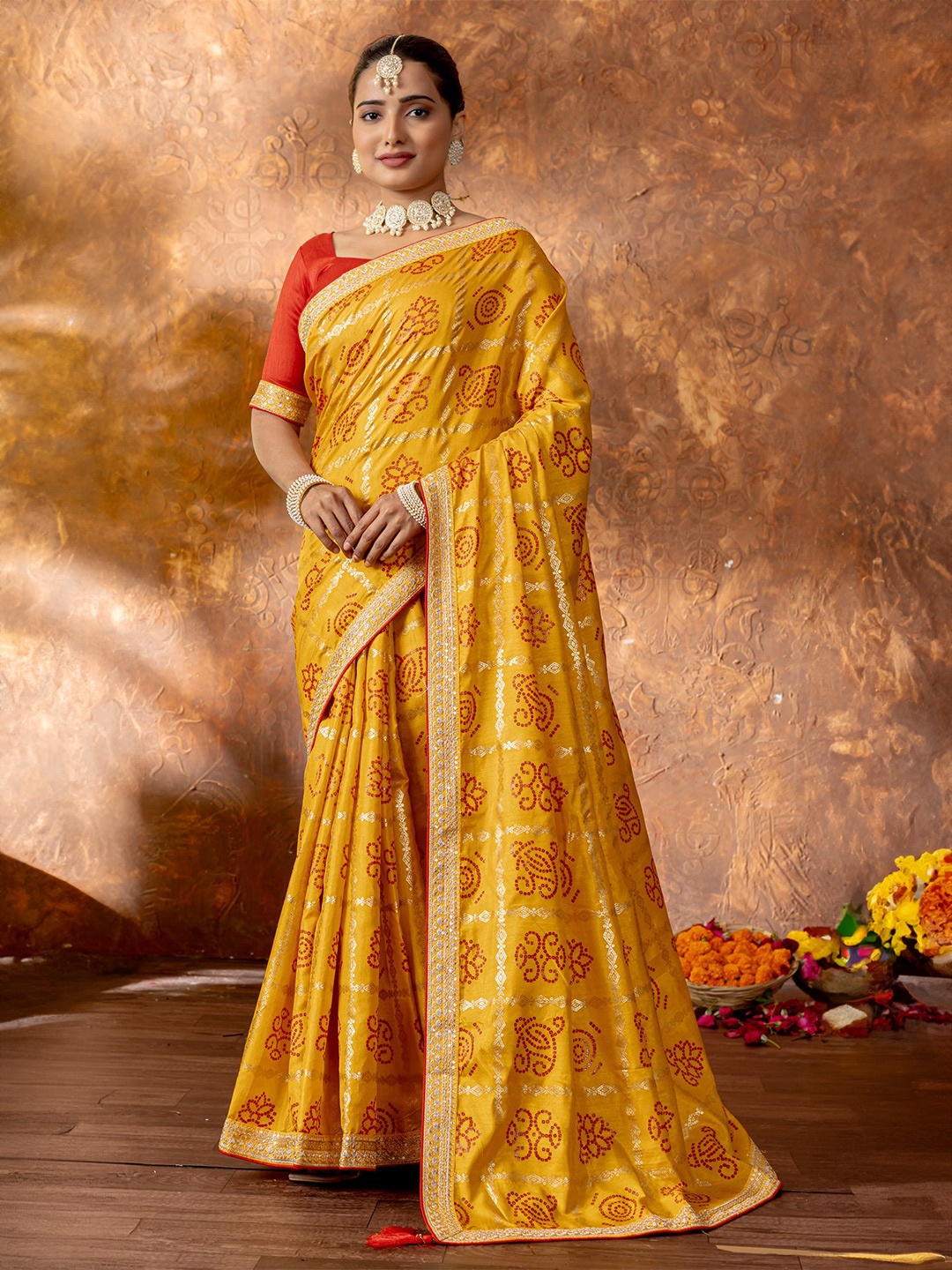 

PBS PRINTS Bandhani Zari Pure Silk Maheshwari Saree, Yellow