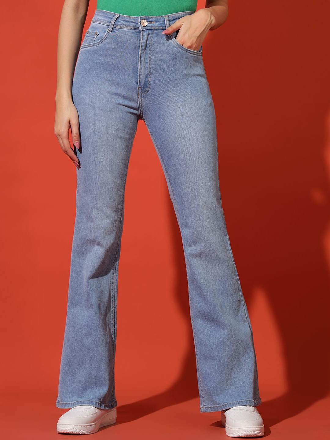

AECK Women Bootcut Slash Knee Heavy Fade Jeans, Blue