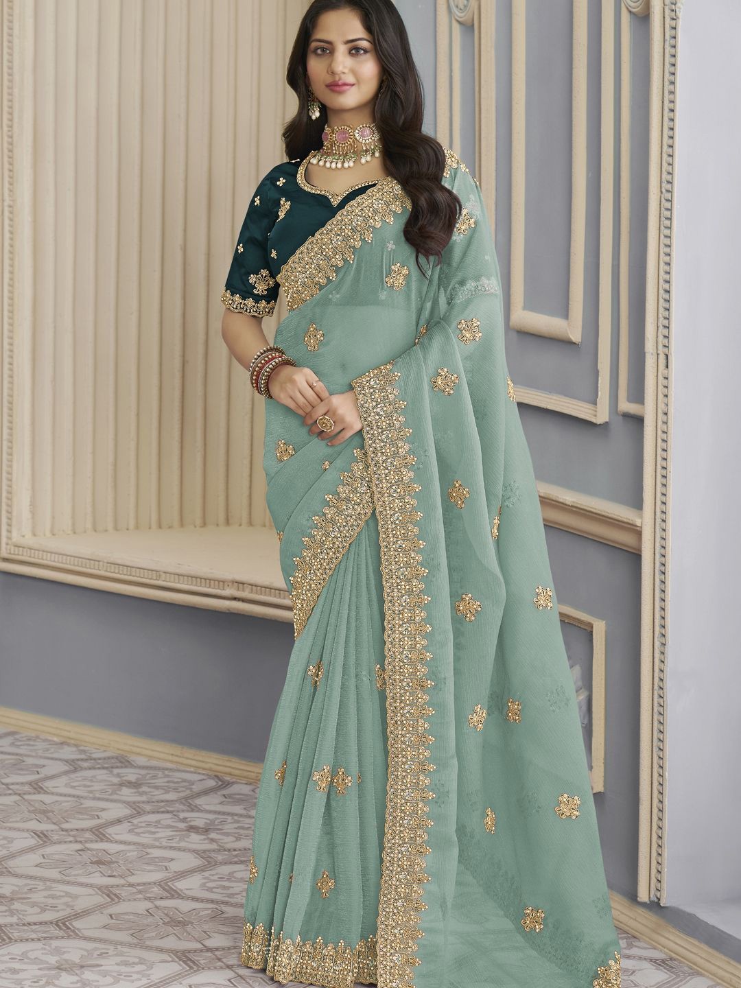 Suha Ethnic Motifs Art Silk Saree, Sea green