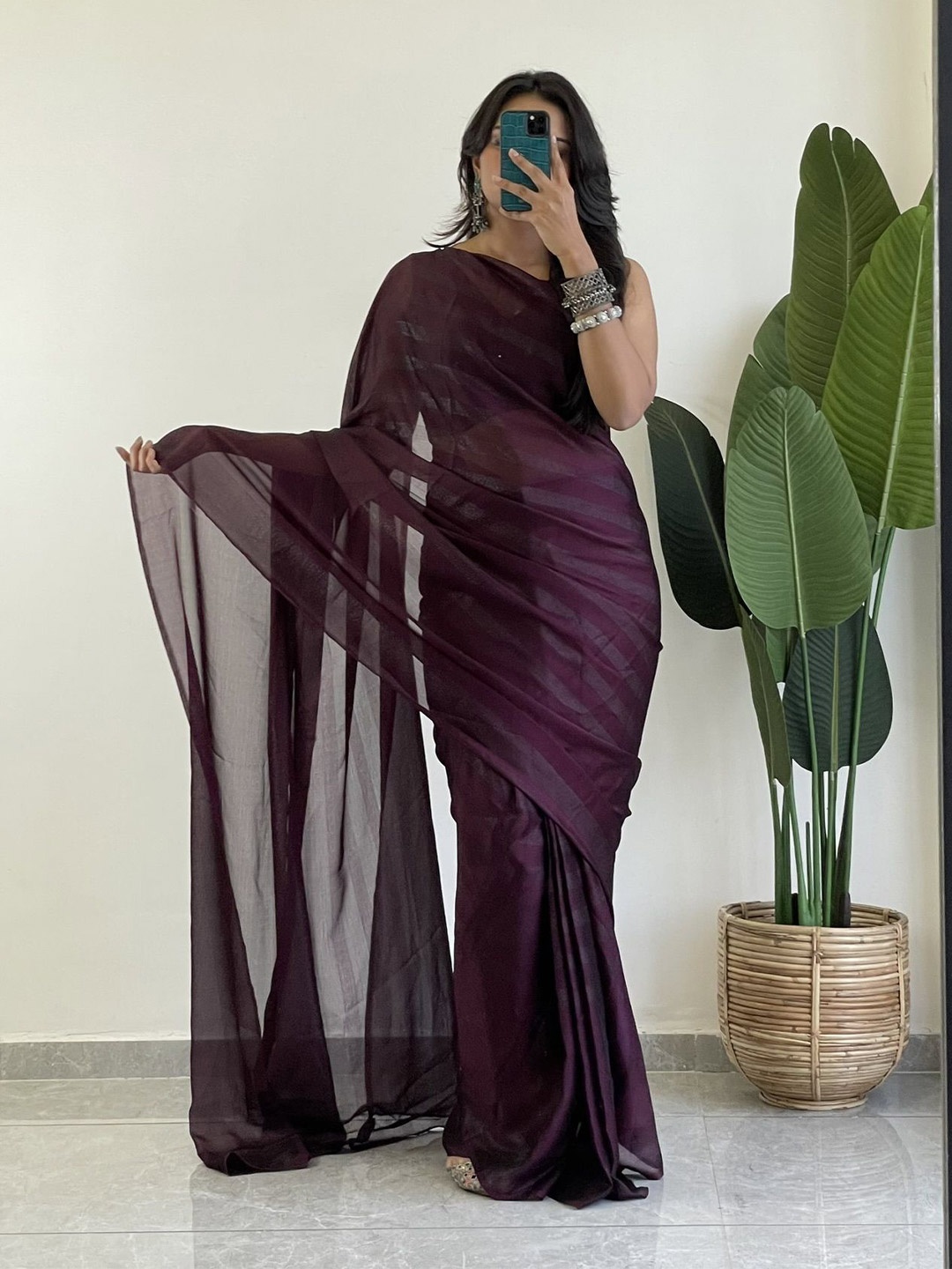 

LeeliPeeri Designer Poly Georgette Saree, Purple