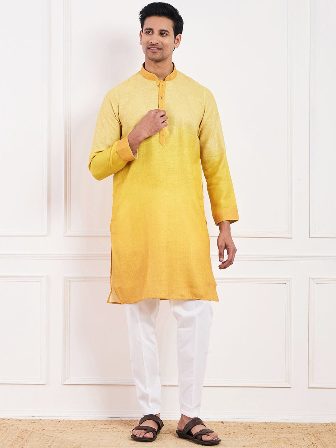 

Satwaa Dyed Ombre Technique Mandarin Collar Cotton Straight Kurta, Yellow