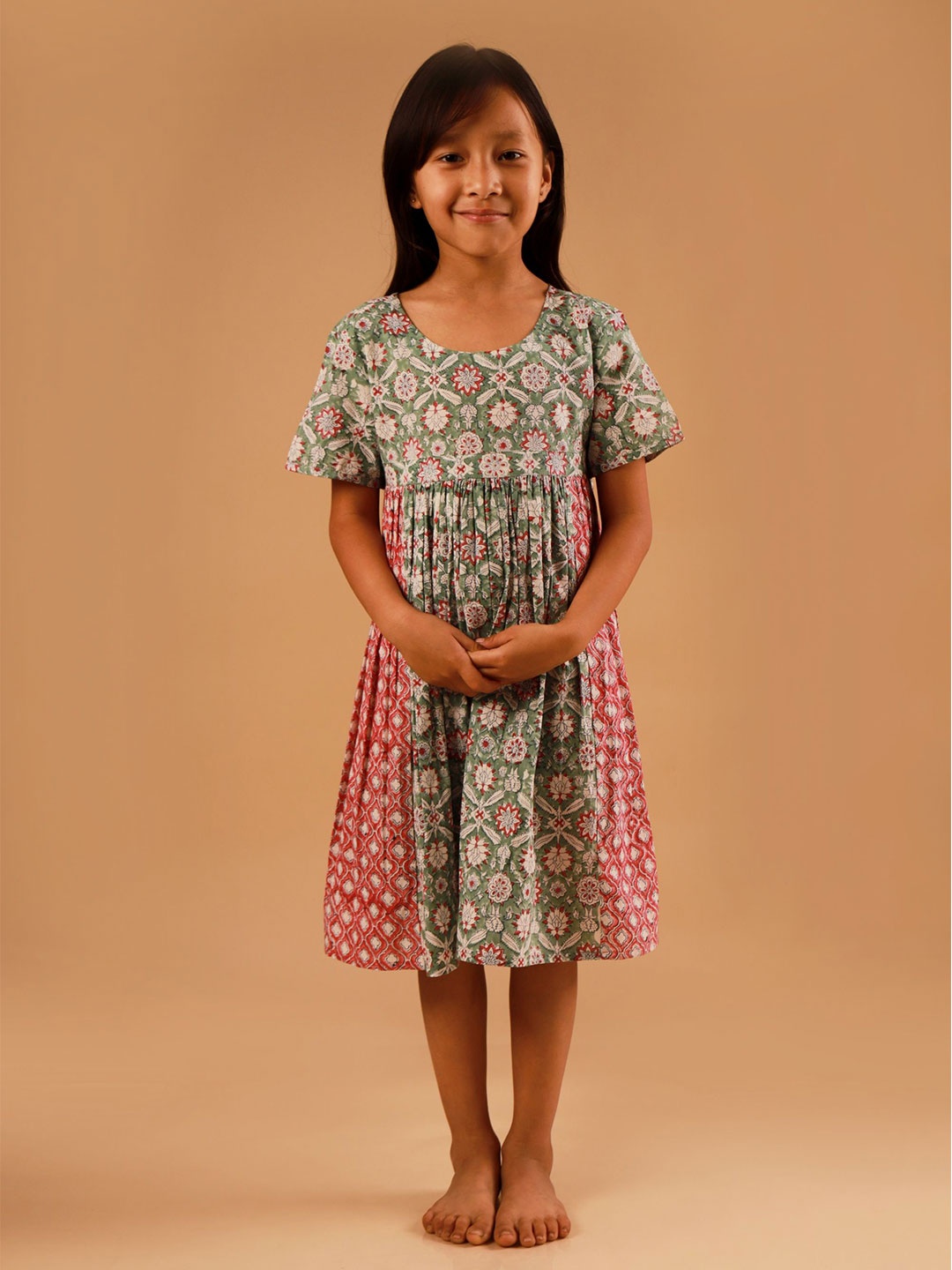 

Sangria Girls Ethnic Motifs Printed Pure Cotton Empire Dress, Green
