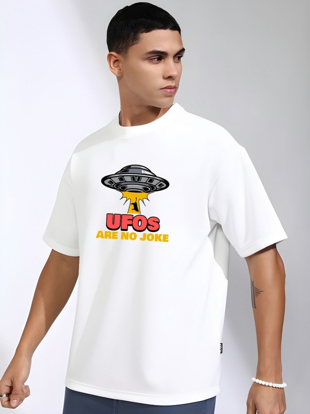 

THE BEETEL HOUSE Men Drop-Shoulder Sleeves T-shirt, White