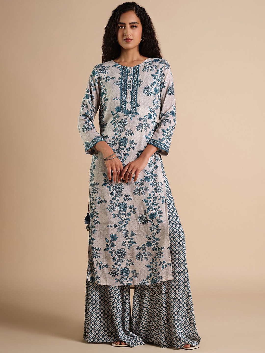 

Global Desi Women Floral Printed Regular Kurta with Sharara, Off white