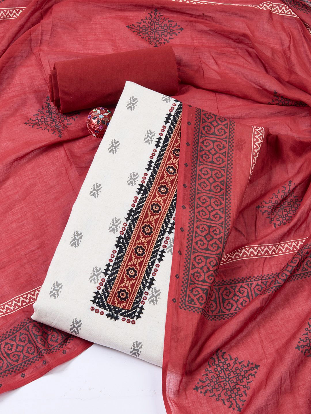 

Meena Bazaar Printed Unstitched Dress Material, Cream