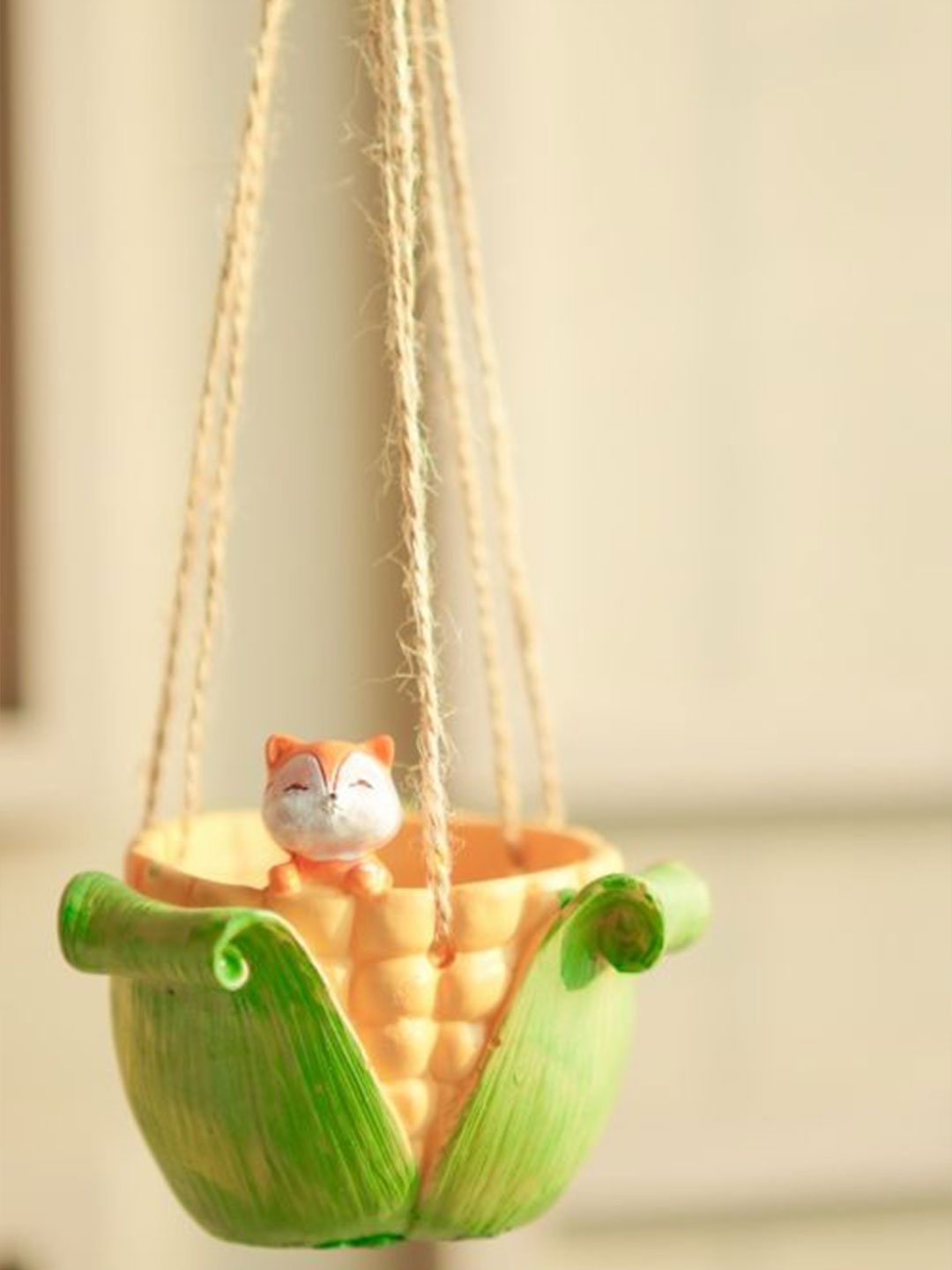 

ArteCasa Yellow & Green Textured Corn Plant Hanging Planter