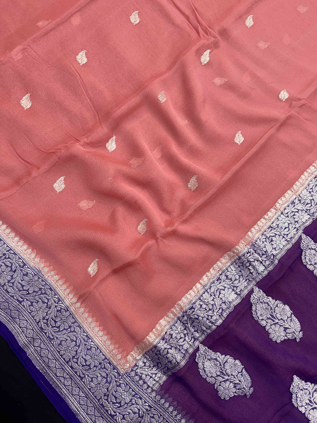 

SANJAR CREATION Woven Design Zari Pure Chiffon Khadi Saree, Peach