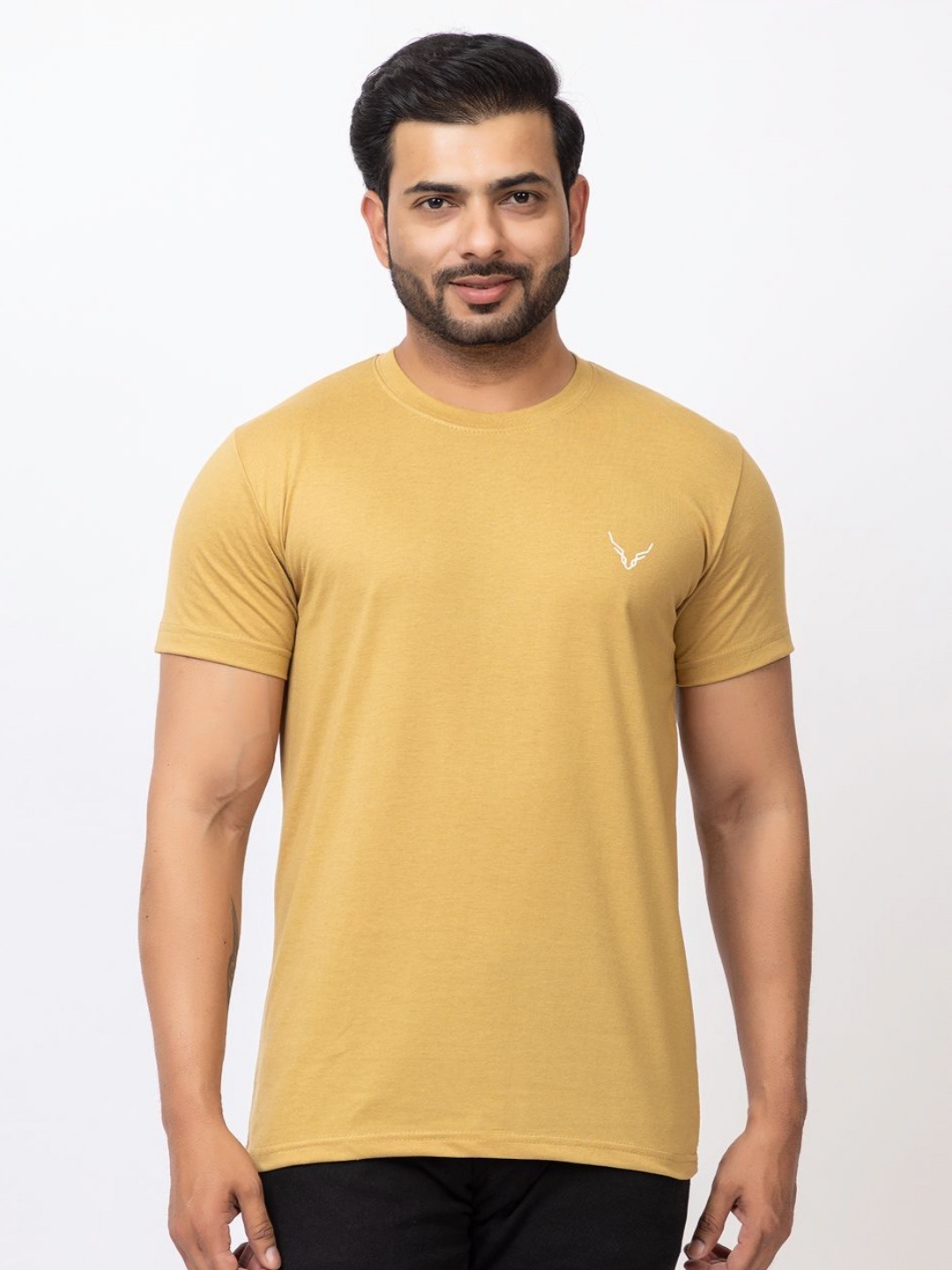 

BUFFARO Men T-shirt, Mustard