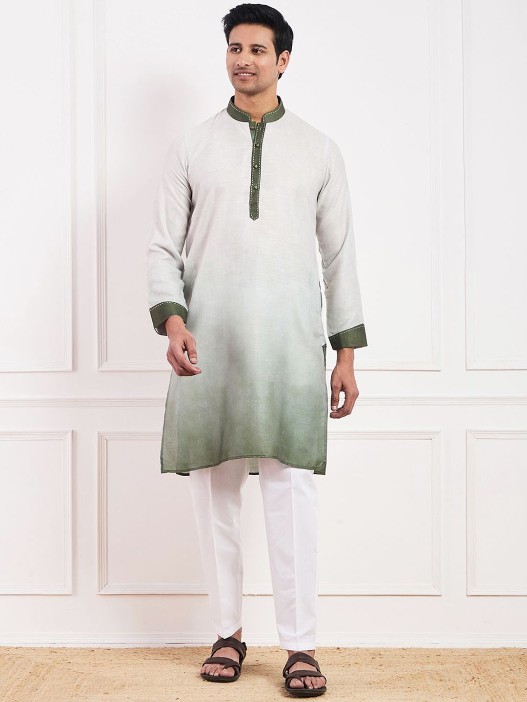 

Satwaa Ombre Dyed Thread Work Mandarin Collar Cotton Straight Kurta, Green