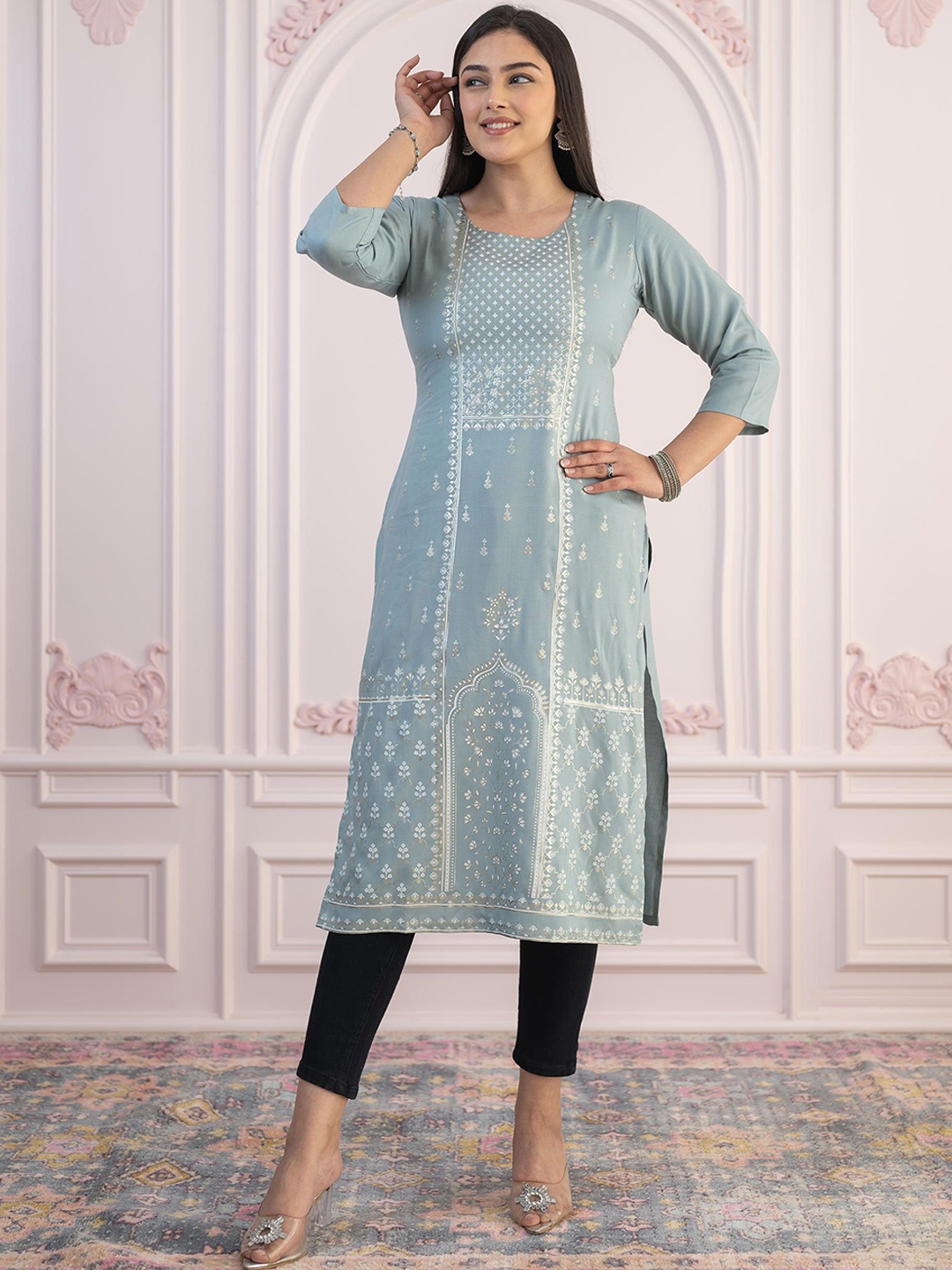 

Juniper Women Ethnic Motifs Printed Sequinned Liva Kurta, Green